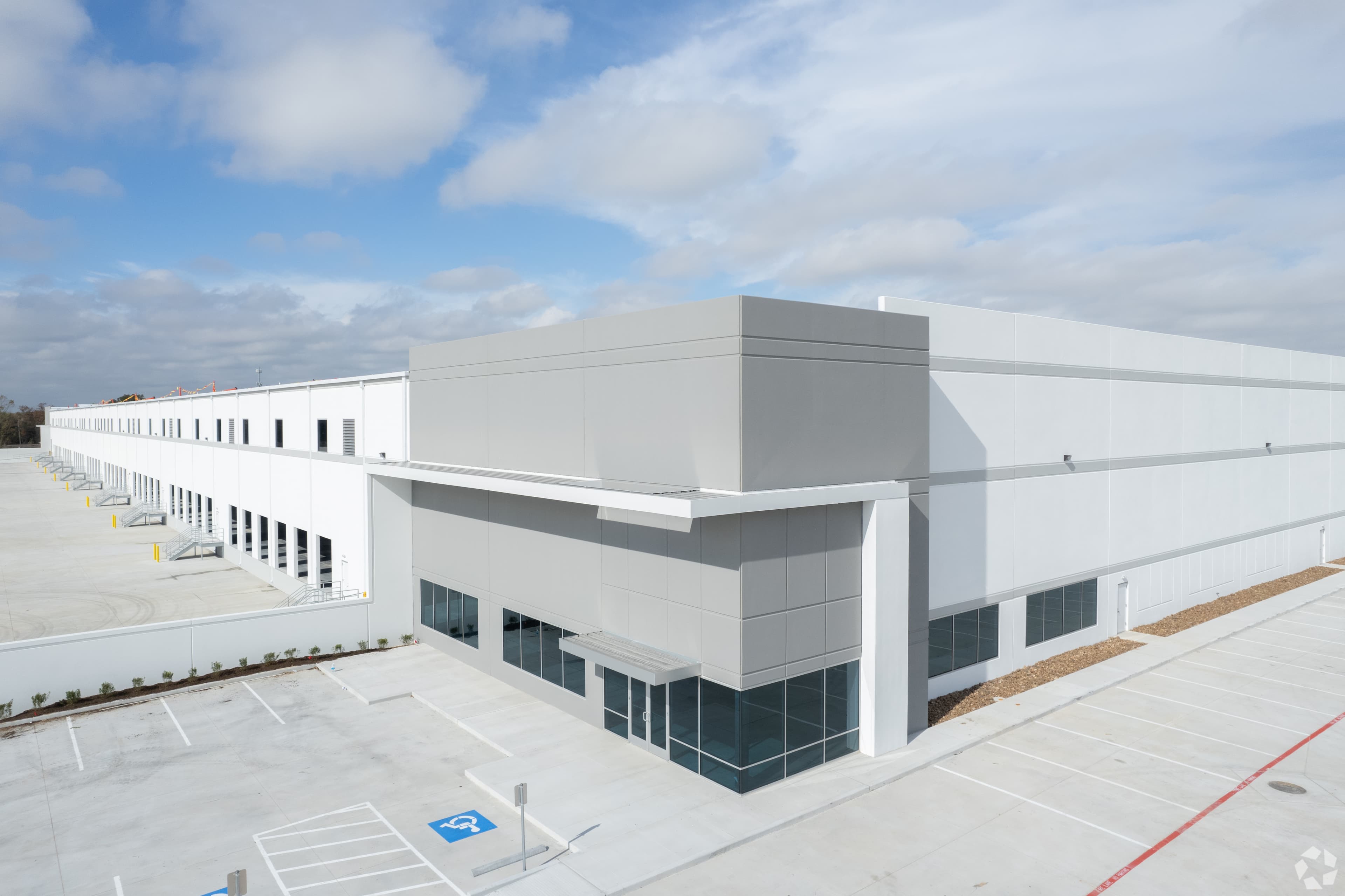 Rockford Airport Warehouse — on-site at RFD